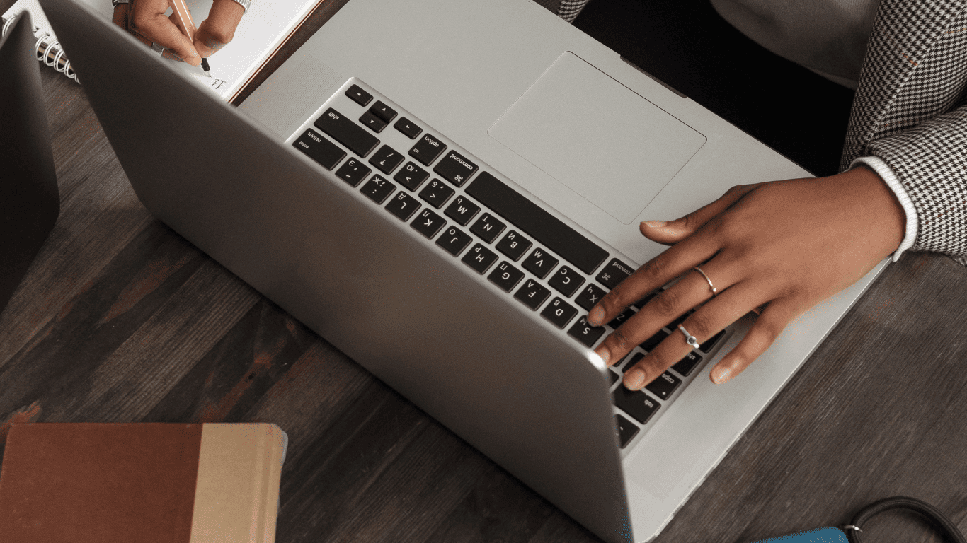 Conception de site vitrine & site e-commerce WordPress | Freelance spécialiste Divi | Création site e-commerce